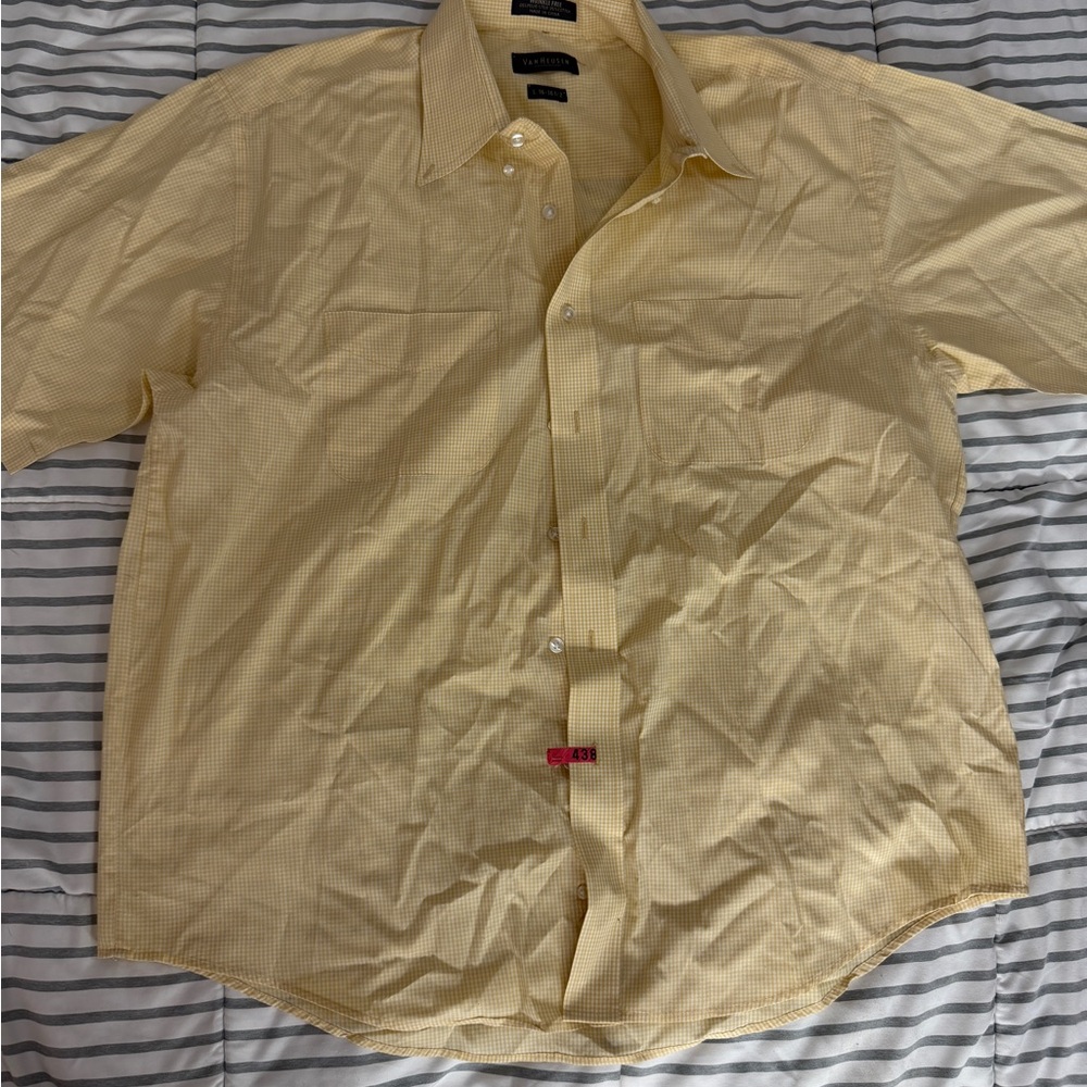 Van Heusen Men's Light Yellow Button Down Shirt
